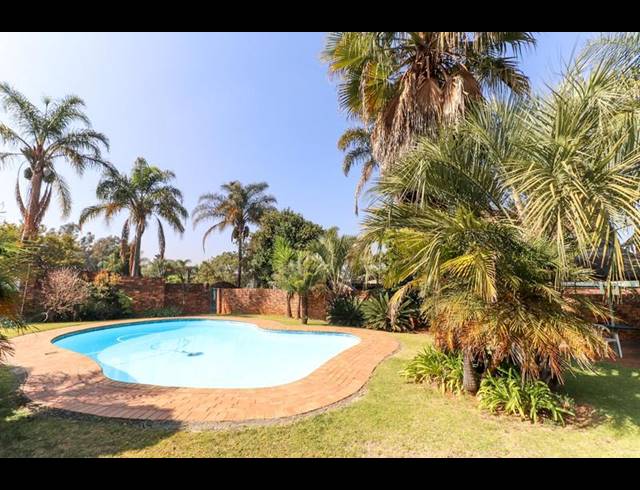 4 BEDROOM TOWNHOUSE FOR SALE IN BRUMA